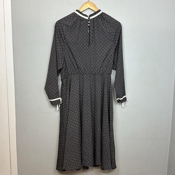 Unique Vintage Black and White Midi Dress - Picture 4 of 7